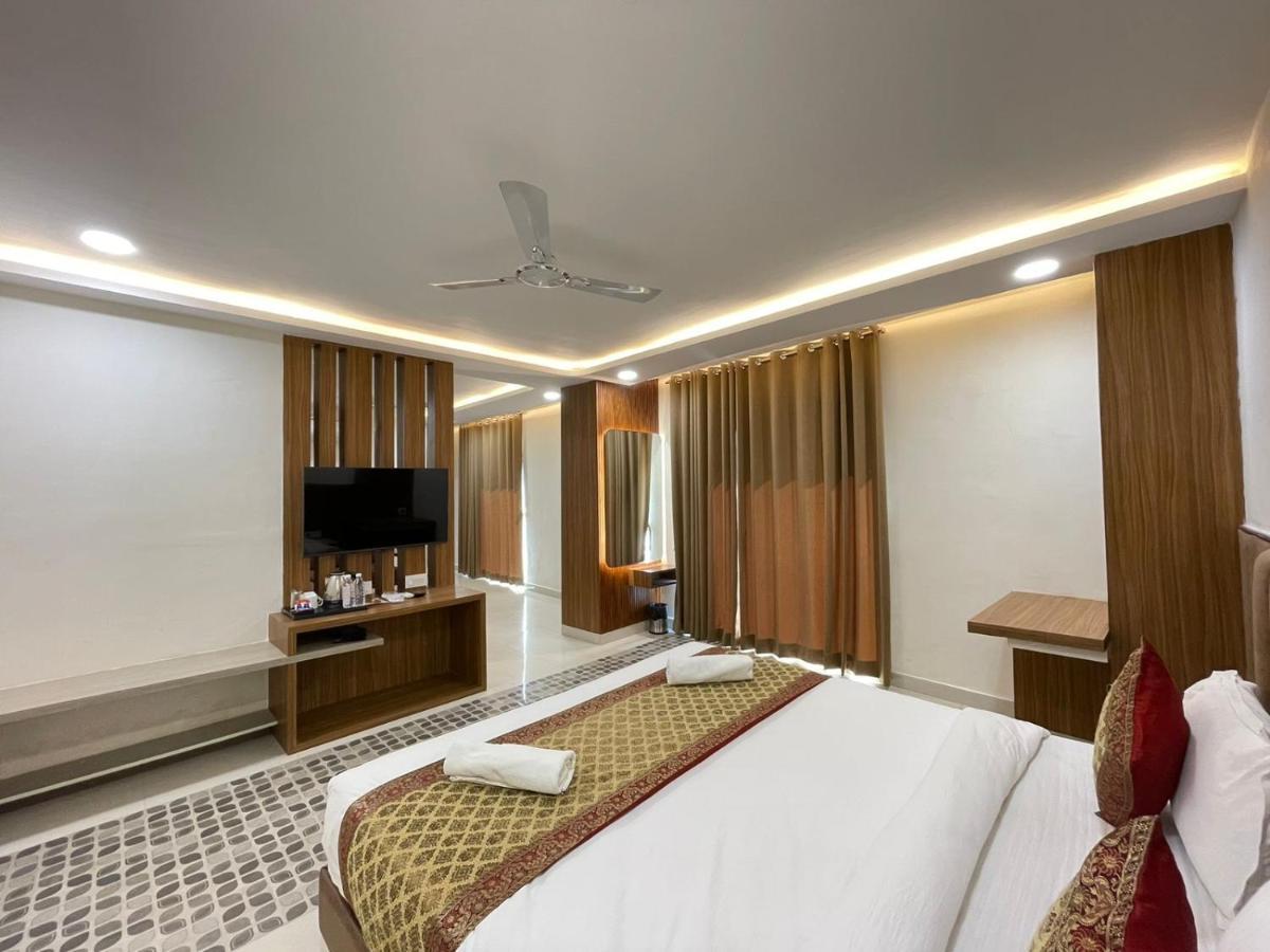 Hotel Santoor Waranasi Zewnętrze zdjęcie