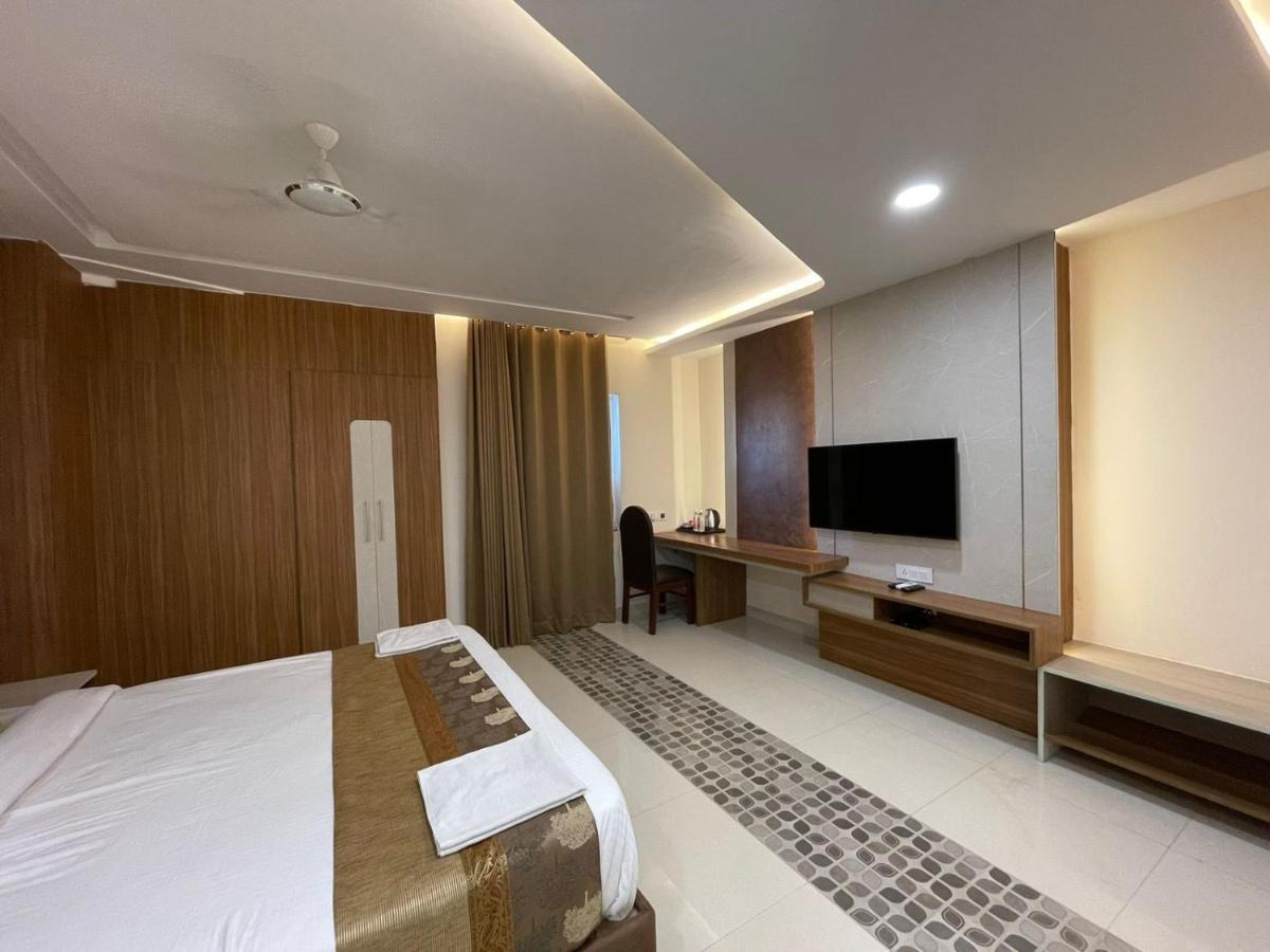Hotel Santoor Waranasi Zewnętrze zdjęcie