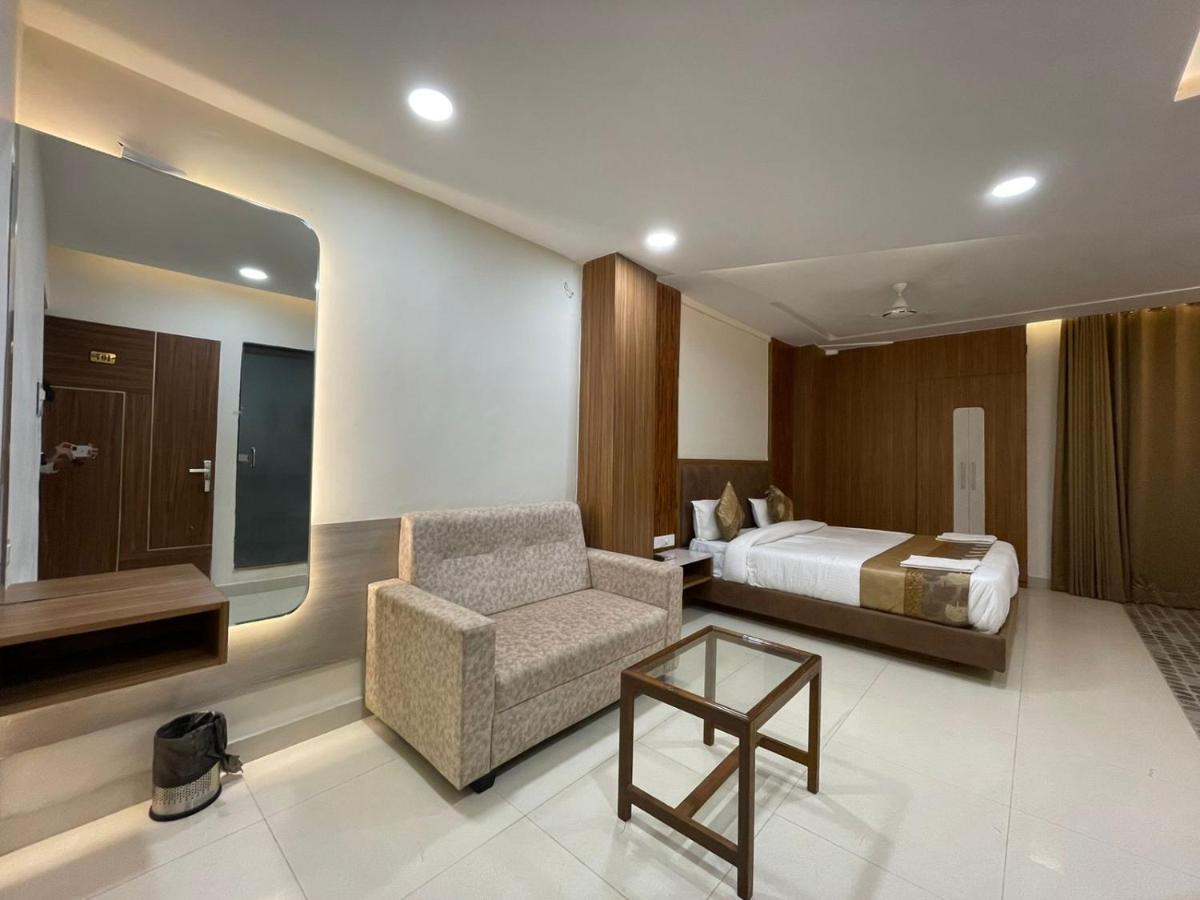 Hotel Santoor Waranasi Zewnętrze zdjęcie