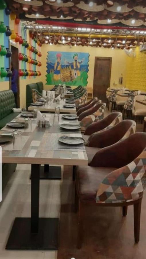 Hotel Santoor Waranasi Zewnętrze zdjęcie